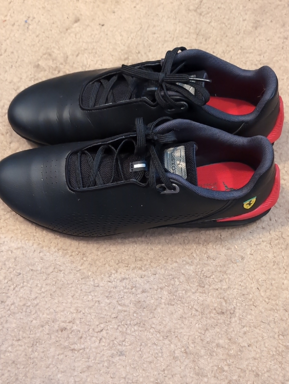 Puma Men’s Black Ferrari Sneakers.
